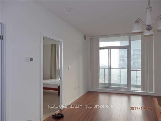 Property Photo:  70 Forest Manor Road 2203  ON M2J 0A9 