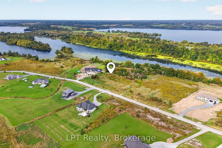 Photo de la propriété:  114 Hineman Street  ON K7L 0G2 