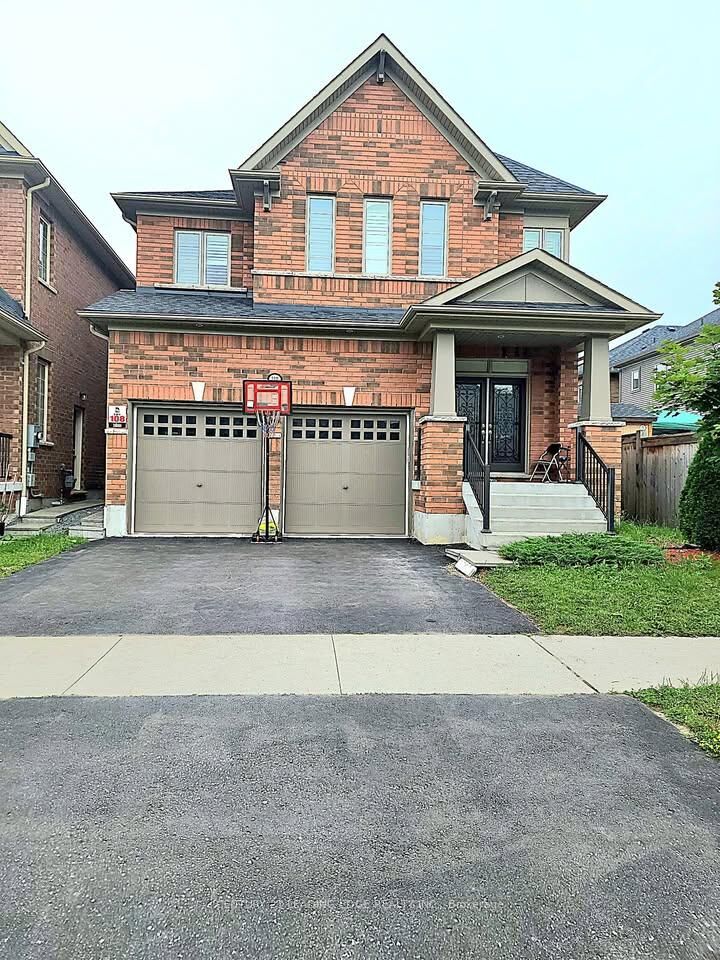 Property Photo:  2432 Equestrian Crescent Main  ON L1L 0L7 