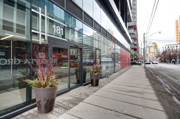 Property Photo:  181 Dundas Street E 2508  ON M5A 0N5 