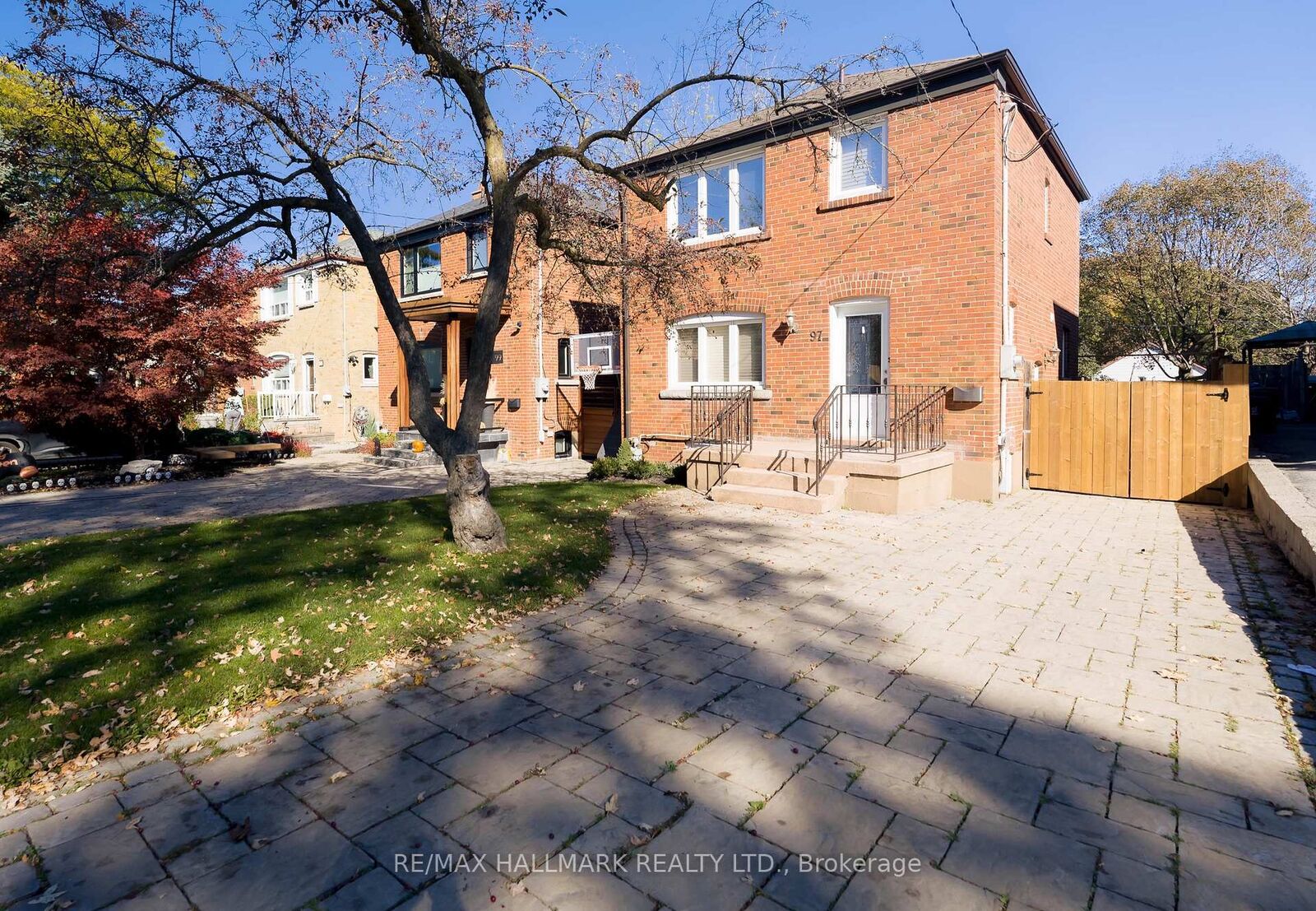 Property Photo:  97 Atlee Avenue  ON M1N 3X5 