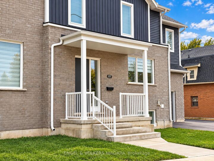 Property Photo:  4499 Fourth Avenue  ON L2E 4N4 