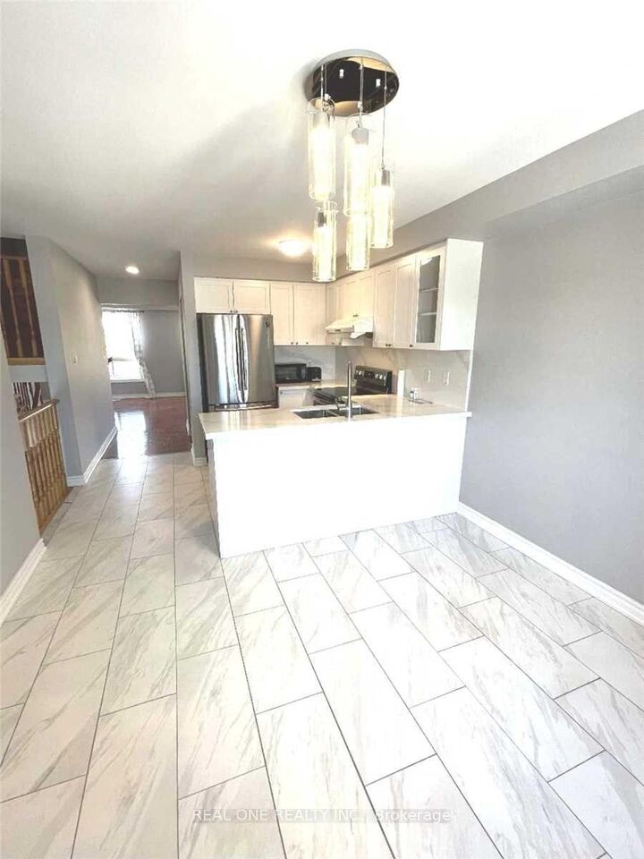 Property Photo:  80 Baywell Crescent  ON L4G 7N4 