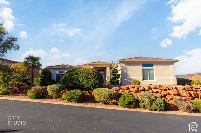 Property Photo:  1392 W Cedar Dr  UT 84770 