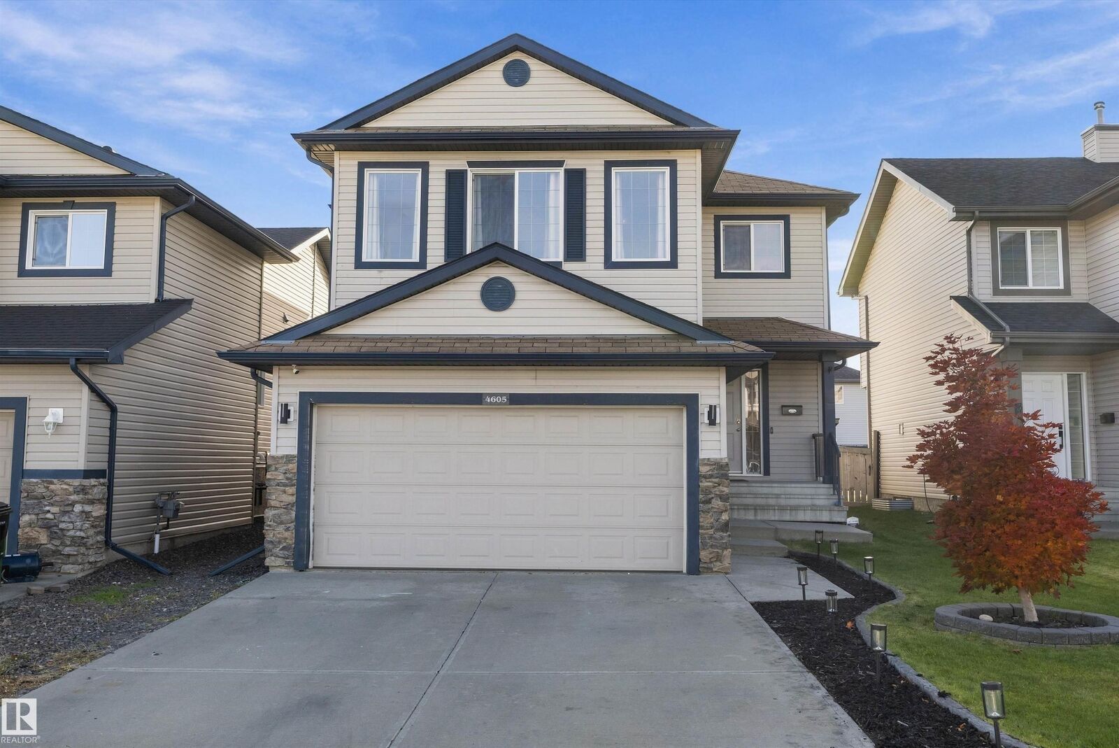 Property Photo:  4605 163A Avenue NW  AB T5Y 3H7 
