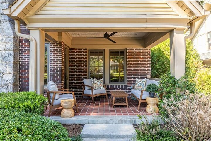 Property Photo:  500 Emory Circle NE  GA 30307 