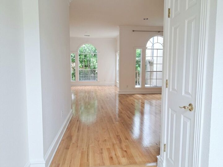 Property Photo:  2413 Dorrington Street  TX 77030 