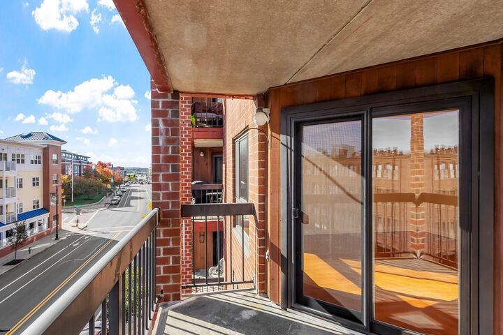Property Photo: 60 Rantoul Street 403 MA 01915