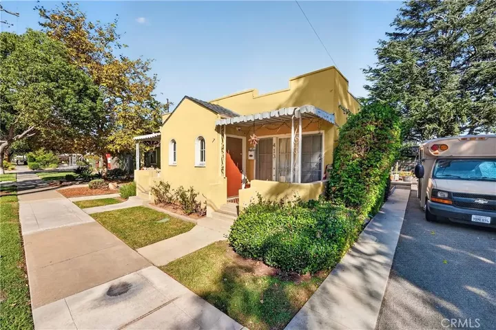 Property Photo:  413 N Center  CA 92866 