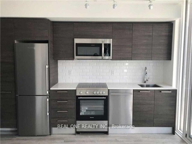 Property Photo:  28 Wellesley Street E 1901  ON M4Y 0C4 