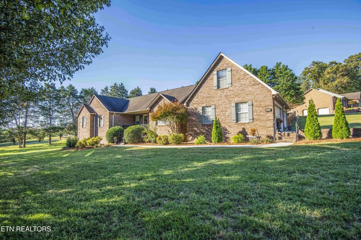 Property Photo: 4018 Marsha Way TN 37938