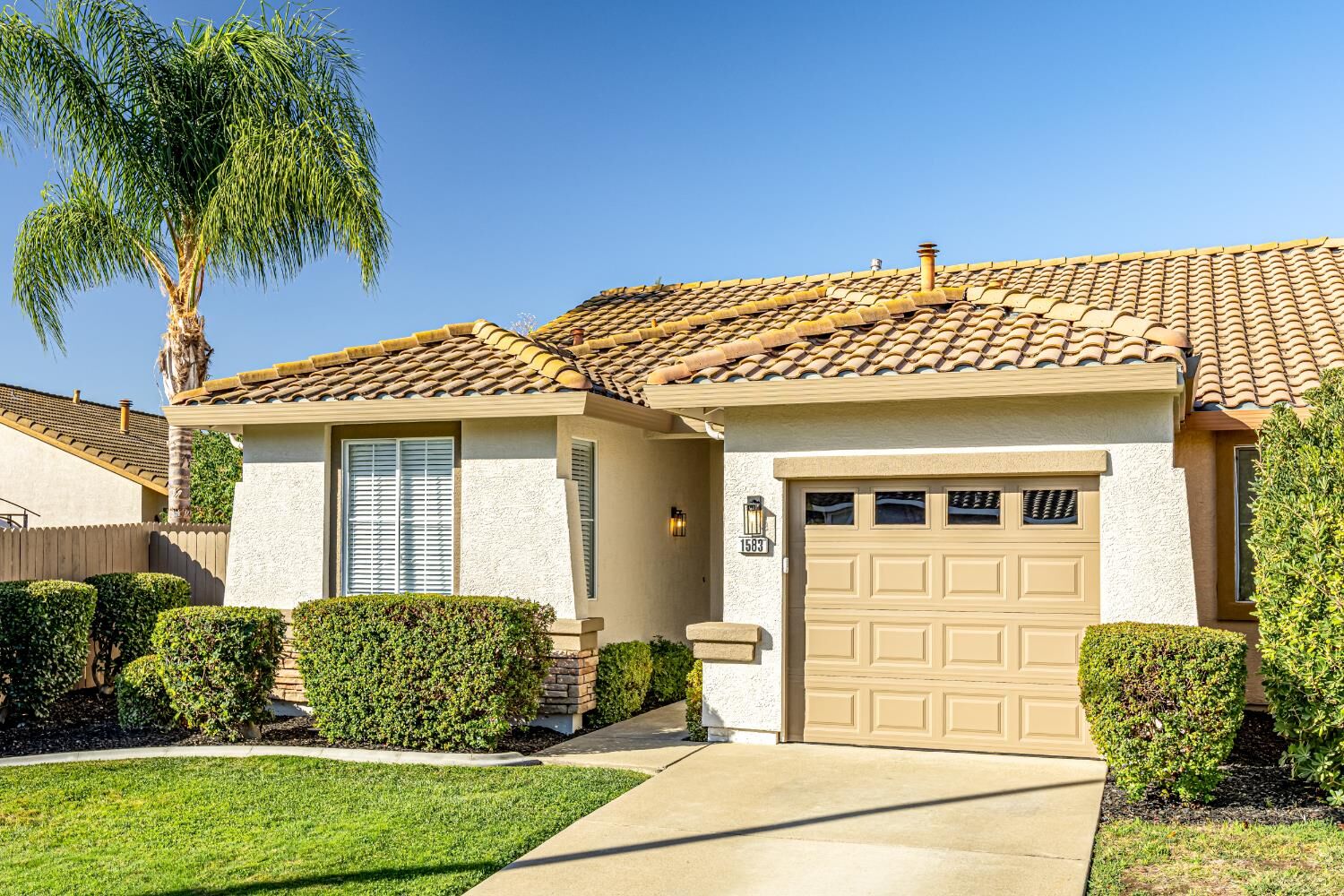 Property Photo:  1583 Cushendall Drive  CA 95747 