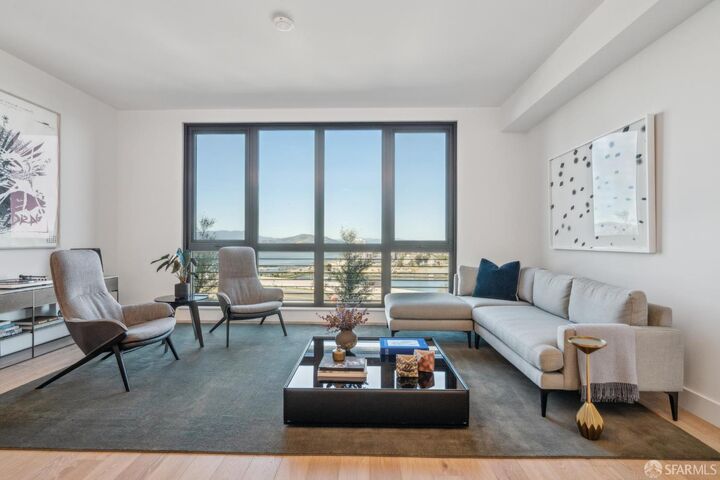 Property Photo:  1 Bristol Court 504  CA 94130 