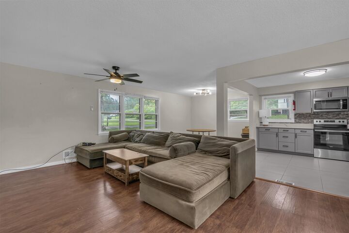Property Photo: 1070 Hopkins Street SC 29307