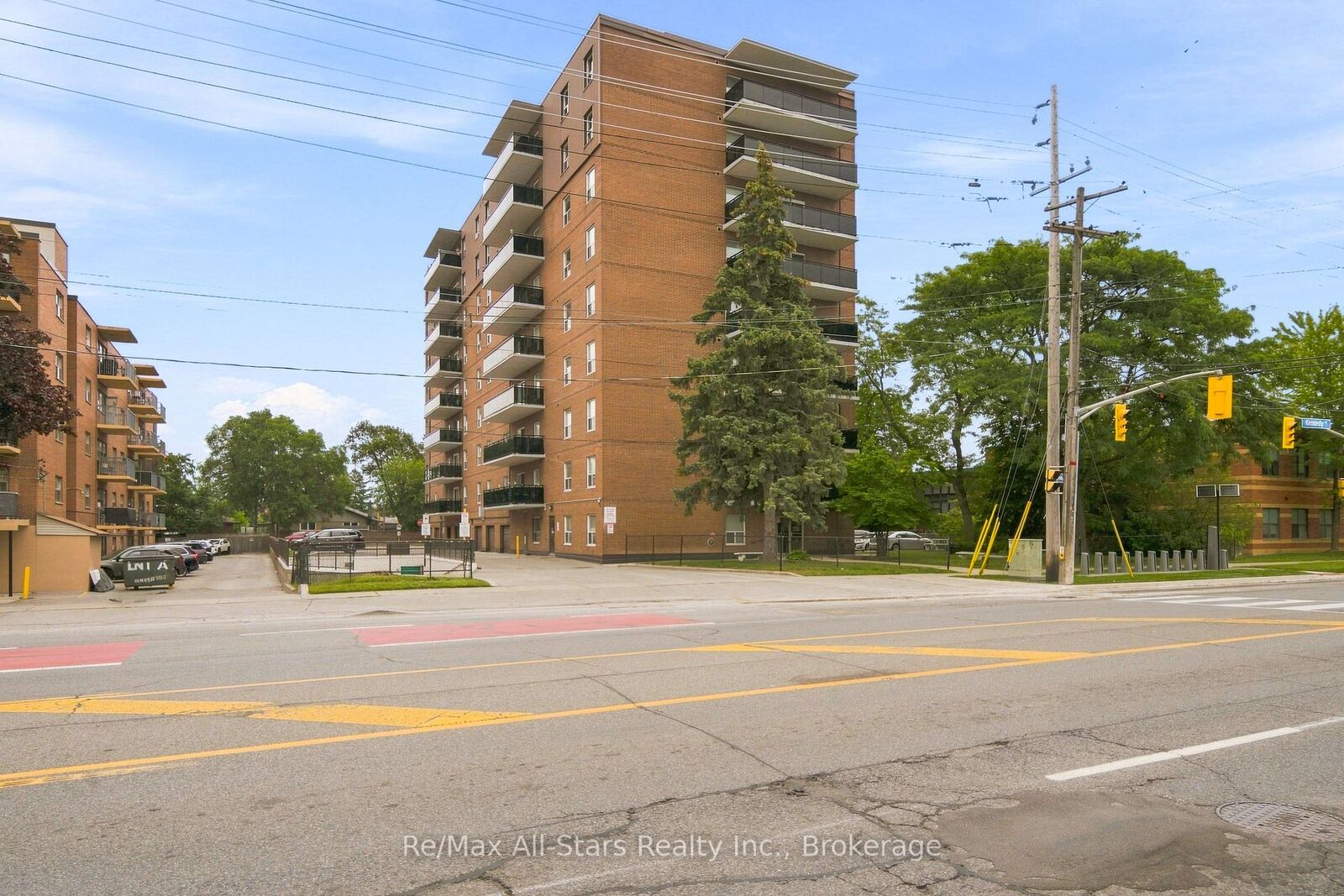 Property Photo:  855 Kennedy Road 806  ON M1K 2E3 