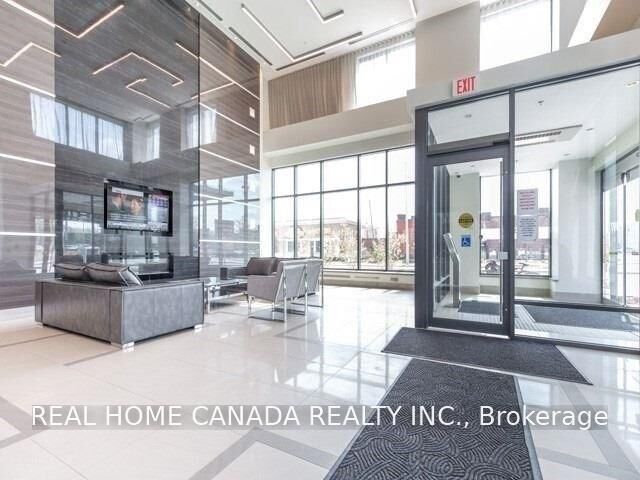 Property Photo:  3975 Grand Park Drive 3002  ON L5B 0K4 