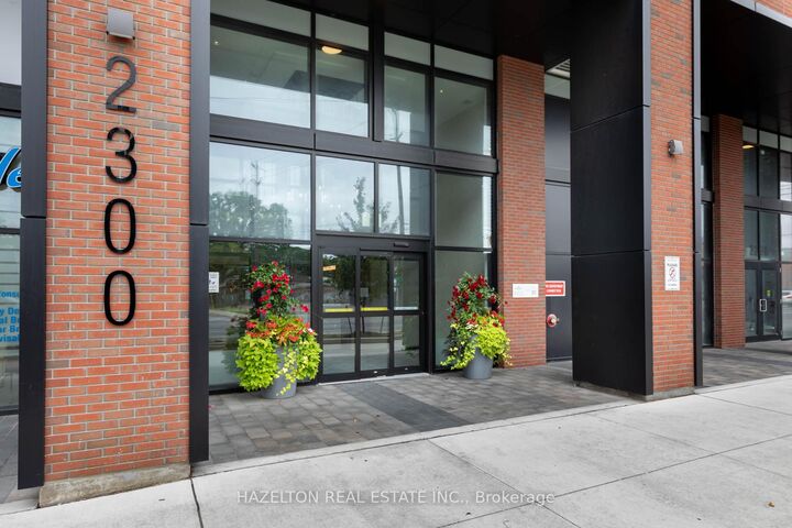 Property Photo:  2300 St. Clair Avenue W 905  ON M6N 1K8 