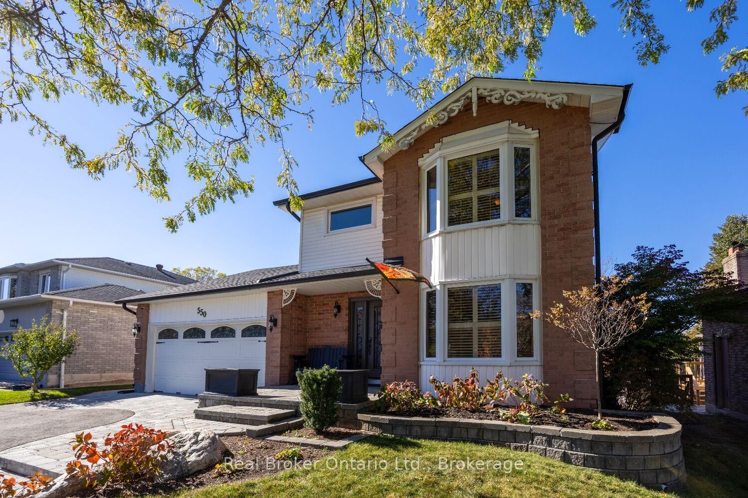 Property Photo:  550 Crimson Court  ON L1J 8E1 