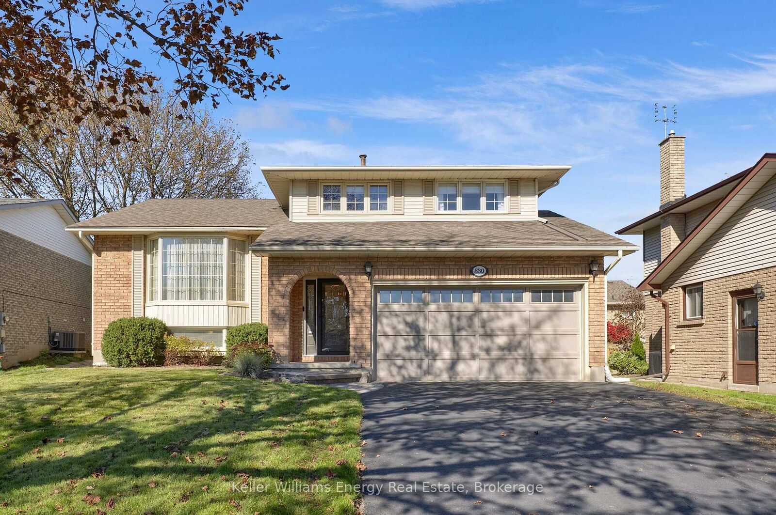Property Photo:  830 Saint Anne Court  ON L1J 7N1 