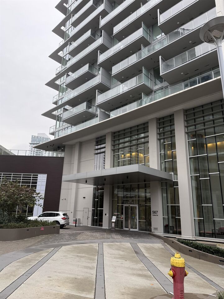 Property Photo: 567 Clarke Road 1705 BC V3J 0K7