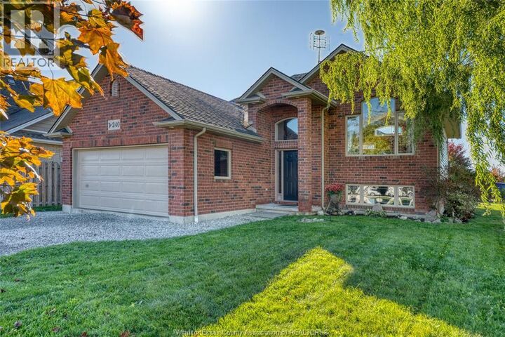 Property Photo:  240 St Peter Street  ON N0R 1A0 