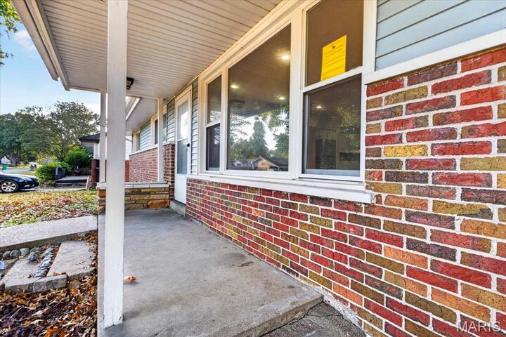 Property Photo:  2212 Collett Drive  MO 63136 