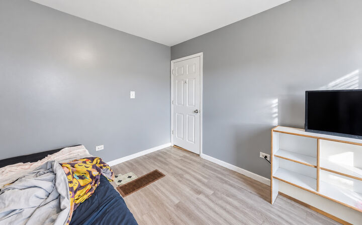 Property Photo:  65 E 102nd Place  IL 60628 