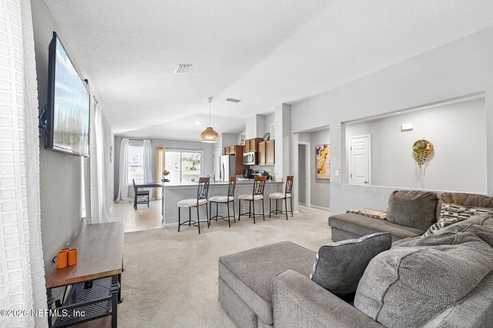 Property Photo: 1839 Maxine Branch Way FL 32218
