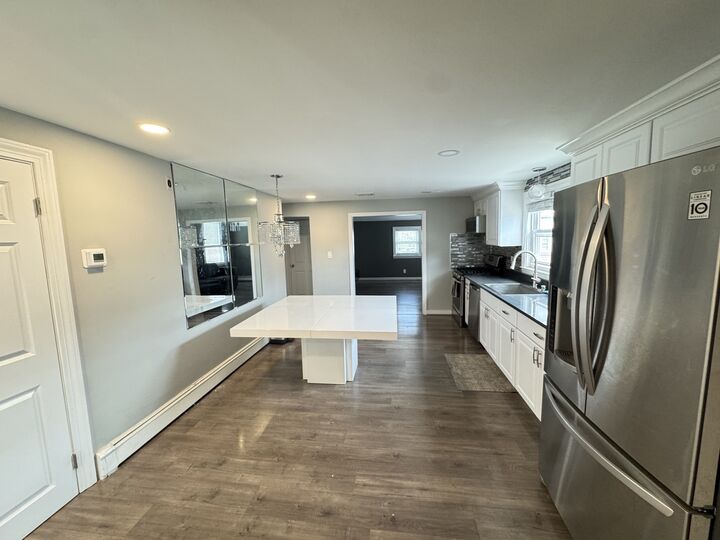Property Photo: 59 West Street 2 MA 02458