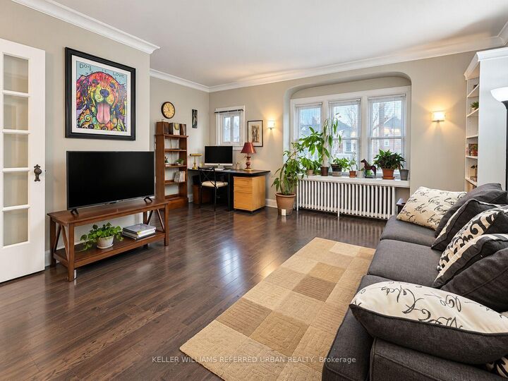 Property Photo:  1227 Avenue Road Upper  ON M5N 2G5 