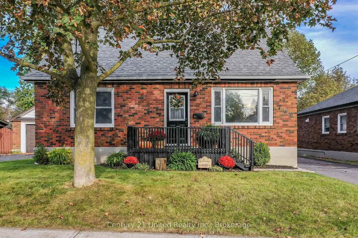 Property Photo: 750 Curtis Road ON K9H 2E7