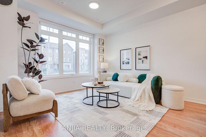 Property Photo:  11794 Tenth Line  ON L4A 5G2 