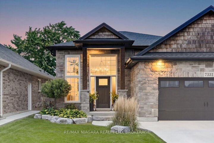 Property Photo:  7331 Sherrilee Crescent  ON L2H 3T2 