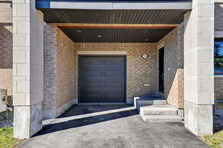 Property Photo:  794 Cap Diamant Way  ON K4A 1J8 