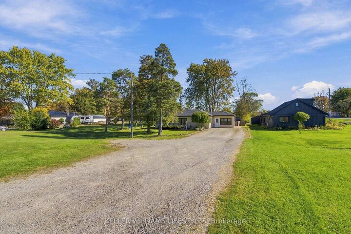 Property Photo: 7512 Fairview Road ON N5P 3S8