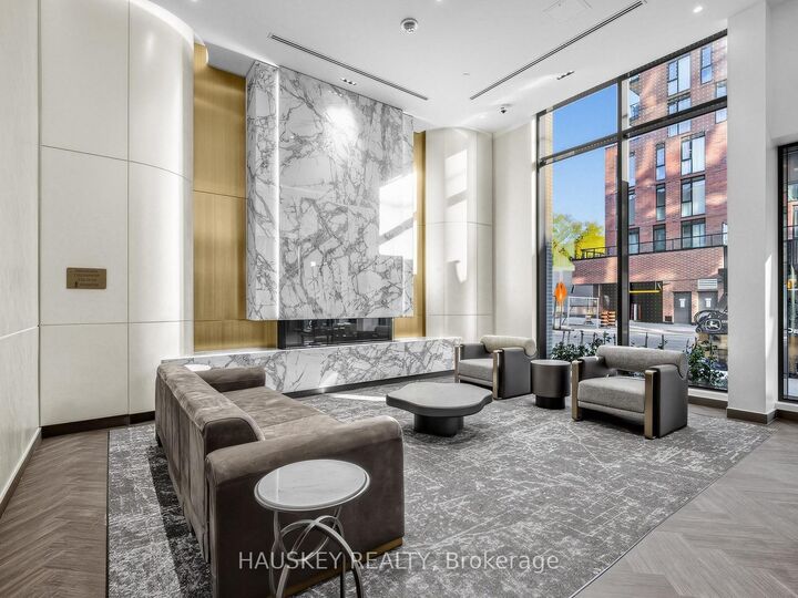 Property Photo:  180 Alberta Avenue 603  ON M6C 0B4 