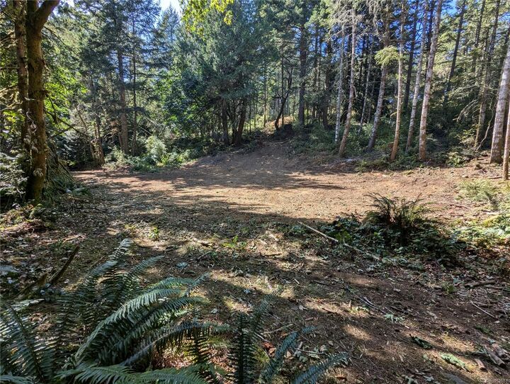 Property Photo:  4592 Beckingham Rd  BC V9C 4E2 