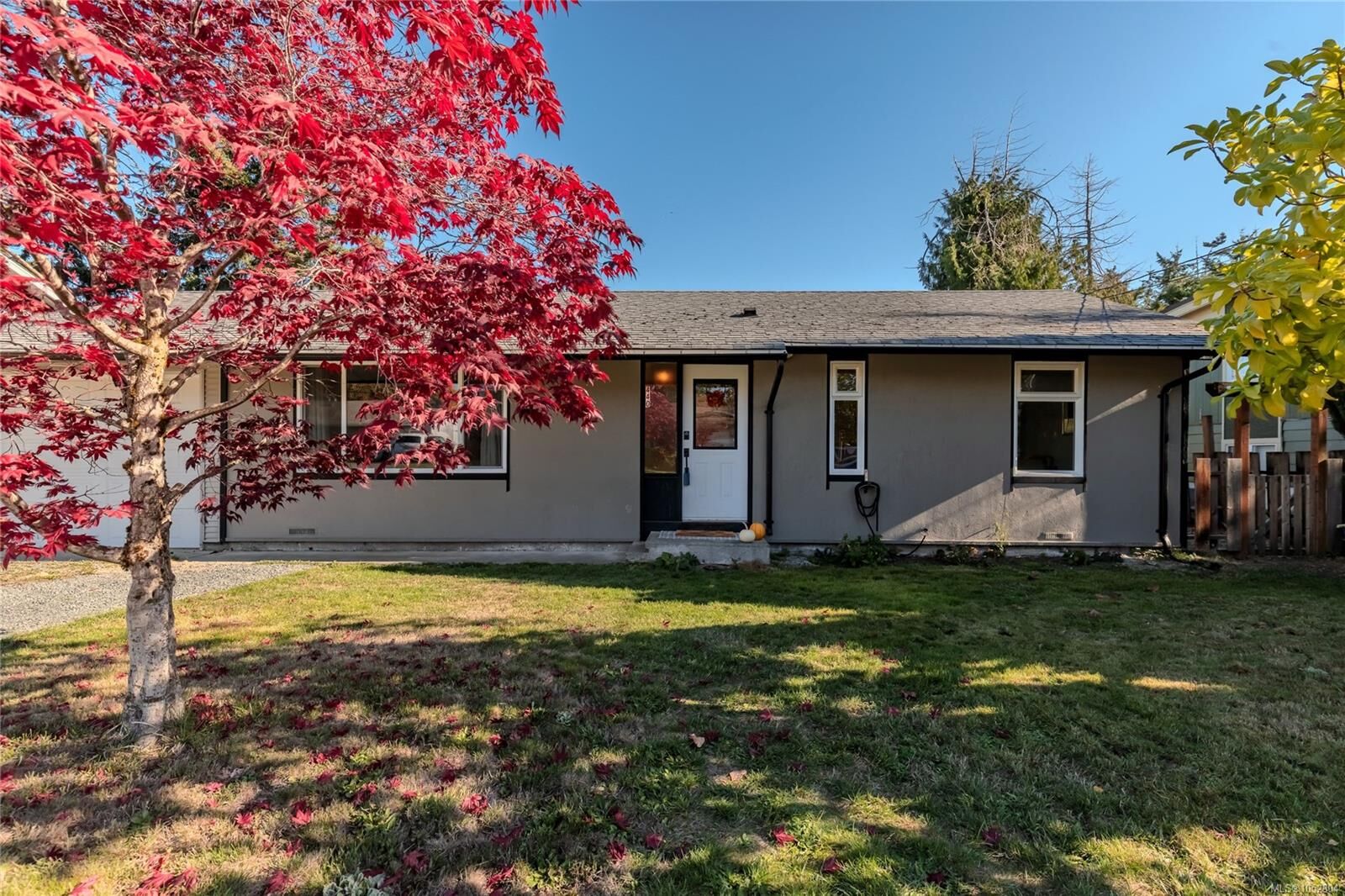 Property Photo:  440 Allwood Rd  BC V9P 1C2 