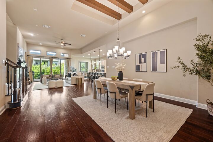 Property Photo: 106 Edinburgh Isle Court TX 78738