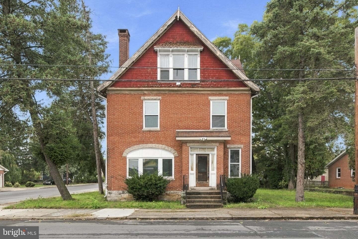 Property Photo:  802 N Pitt Street  PA 17013 