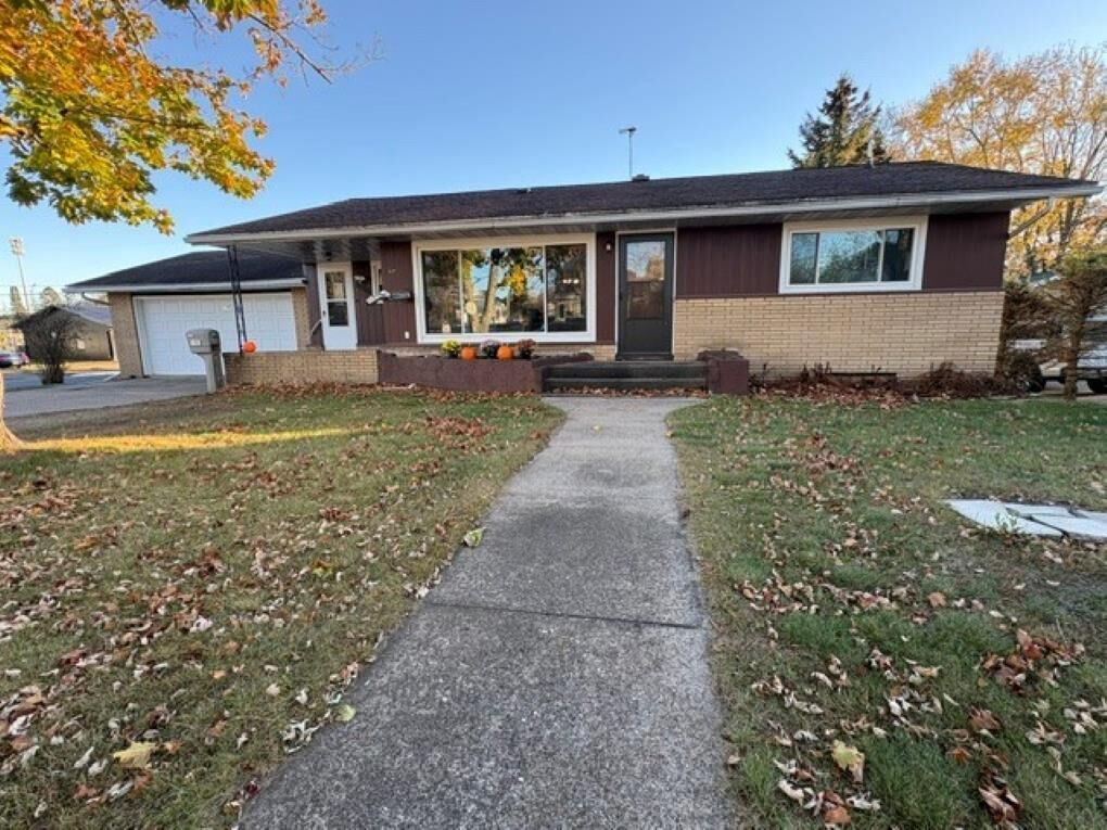 Property Photo:  1709 River Street  WI 54452 