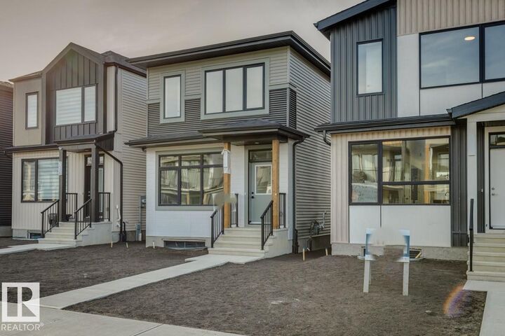 Property Photo:  7530 Klapstein Link SW  AB T6W 5T2 