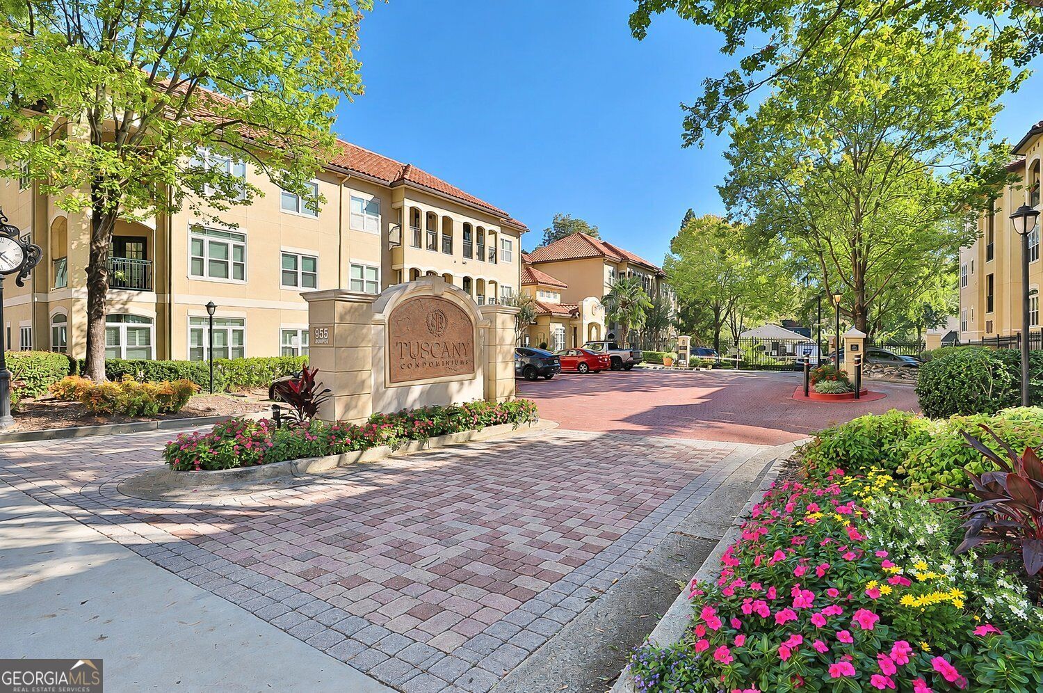 Property Photo: 955 Juniper Street NE 3113 GA 30308