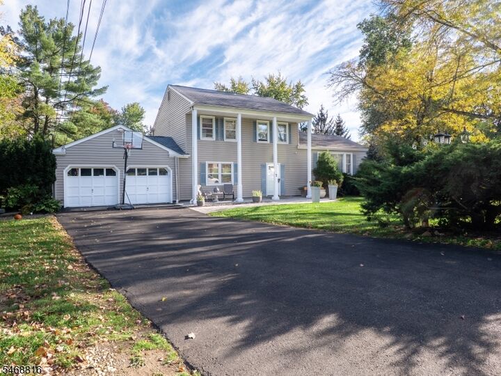 Property Photo: 7 Fernwood Pl NJ 07054