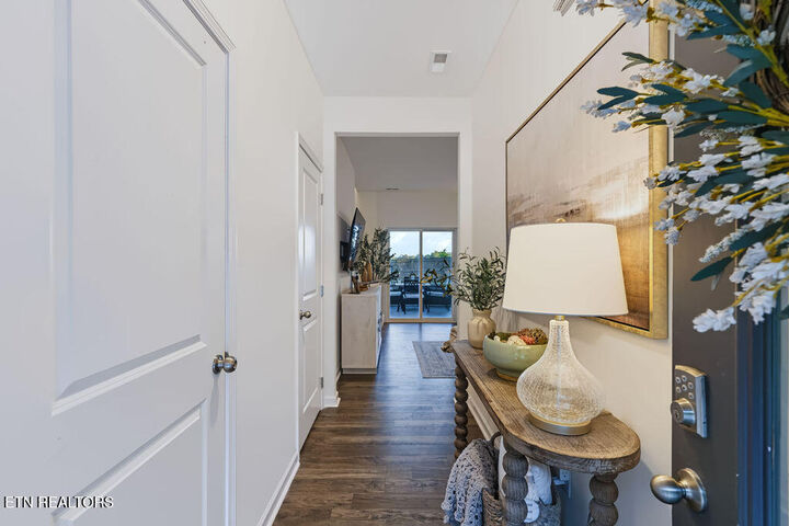 Property Photo: 1060 Curly Top Lane TN 37932