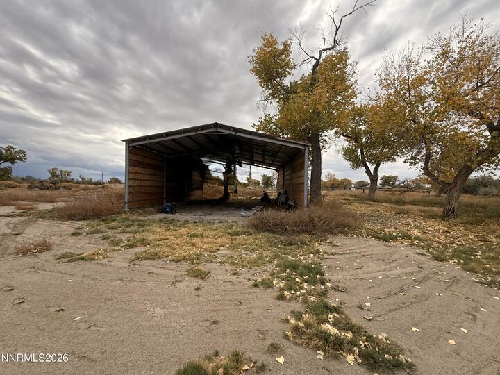 Property Photo: 00621140 Wagon Trail NV 89406
