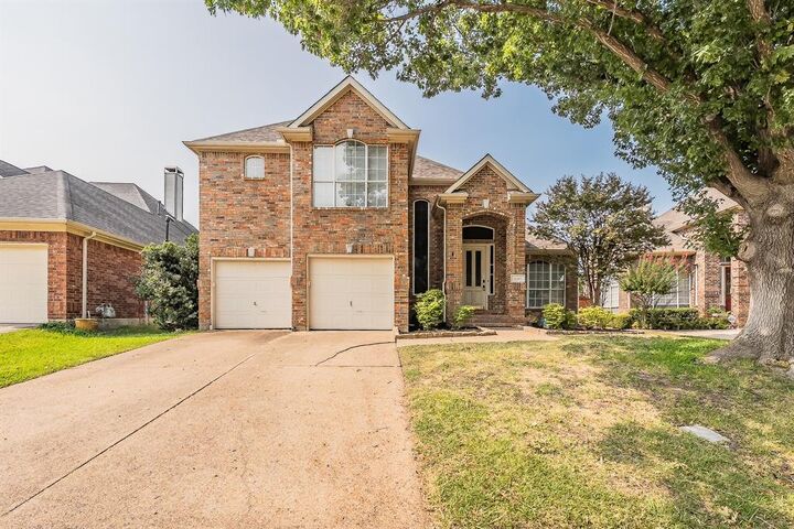Property Photo: 10503 Waters Drive TX 75063