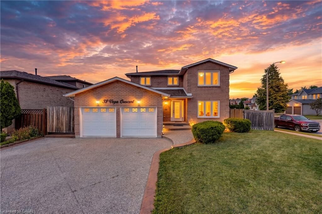 Property Photo:  31 Vega Crescent  ON L8E 4S6 