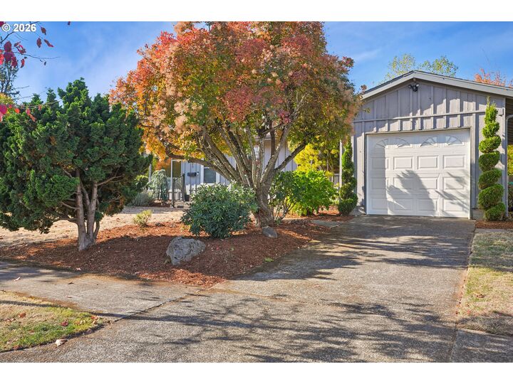 Property Photo: 2723 NE 123rd Ave OR 97230