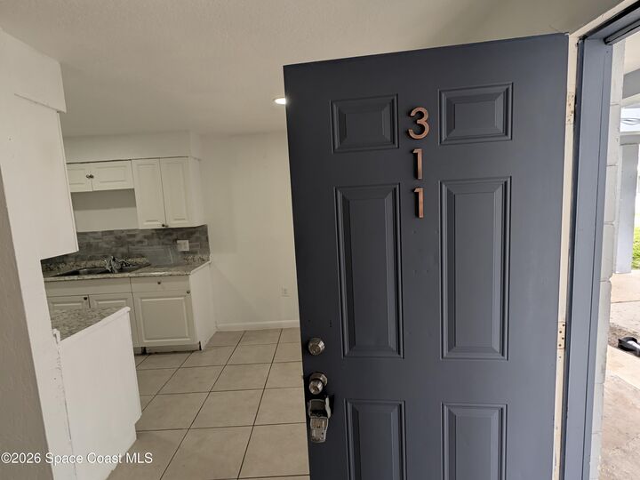 Property Photo:  180 Minna Lane  FL 32953 